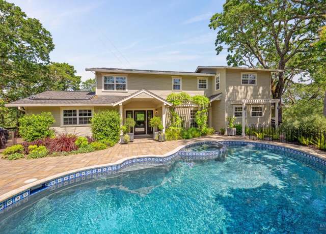 Property at 1200 Heaven Hill Rd, Sonoma, CA 95476, 3 beds, 6 baths