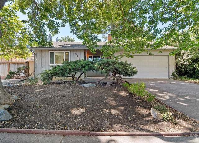 Property at 325 Cottonwood Dr, Vallejo, CA 94591, 3 beds, 2 baths