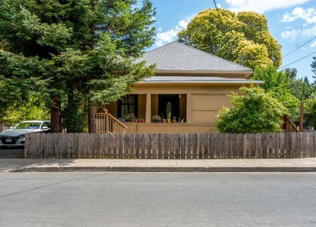 Property at 137 Ford St, Ukiah, CA 95482, 3 beds, 2 baths