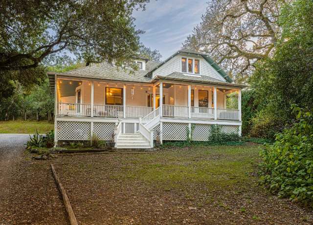 Property at 710 Deer Creek Ln, Petaluma, CA 94952, 3 beds, 2 baths