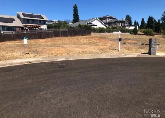 Property at 1931 Lyon Ct, Santa Rosa, CA 95403