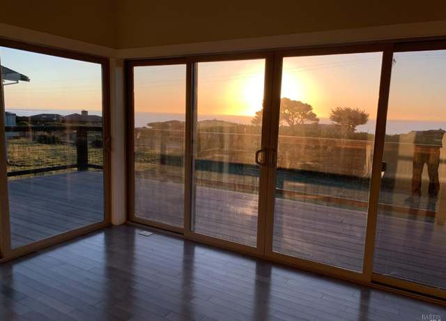 Property at 14920 Mallo Pass Dr, Irish Beach, CA 95459, 2 beds, 2 baths