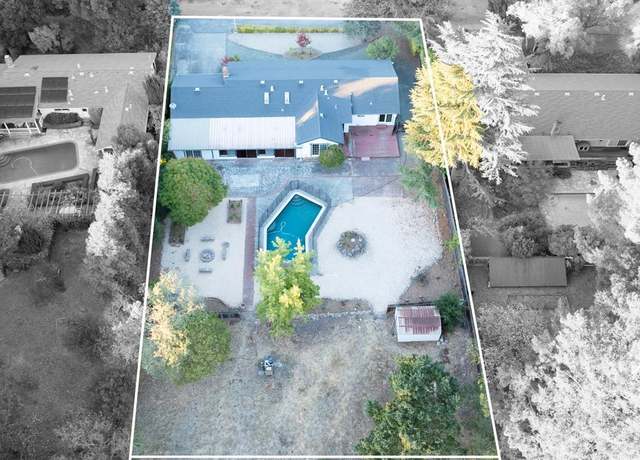 Property at 1221 Apple Tree Ct, Sonoma, CA 95476, 2 beds, 2 baths