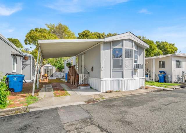 Property at 131 El Crystal Dr, Santa Rosa, CA 95407, 2 beds, 1 bath