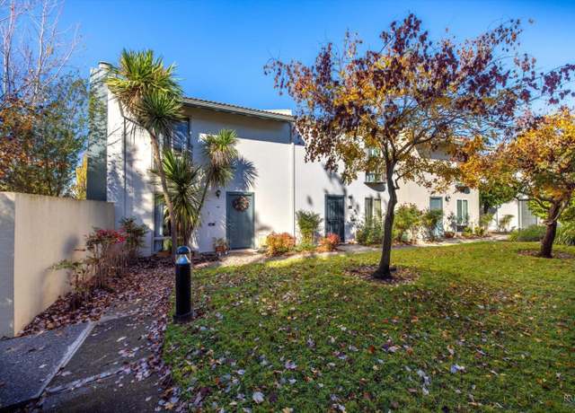 Property at 1074 Marina Dr, Napa, CA 94559, 2 beds, 1.5 baths