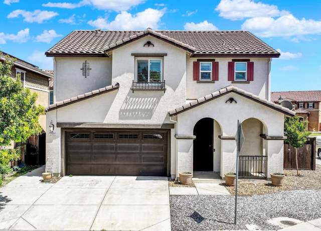 Property at 1265 Cornell Ct, Dixon, CA 95620, 3 beds, 2.5 baths