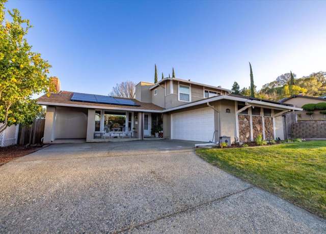 Property at 450 Sandstone Dr, Vacaville, CA 95688, 4 beds, 3 baths