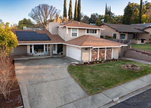 Property at 450 Sandstone Dr, Vacaville, CA 95688, 4 beds, 3 baths