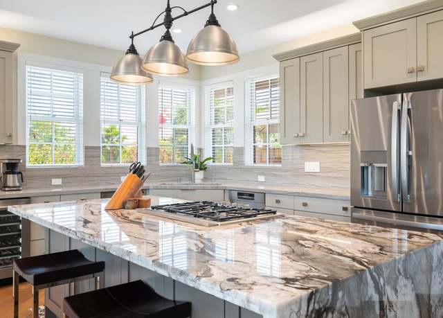 Property at 3971 Rincon Ridge Dr W, Santa Rosa, CA 95404, 4 beds, 2.5 baths