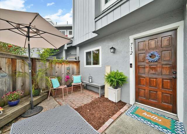 Property at 712 Racquet Club Cir, Rohnert Park, CA 94928, 2 beds, 1.5 baths