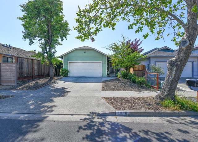 Property at 1915 Waltzer Rd, Santa Rosa, CA 95403, 3 beds, 2 baths