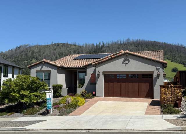 Property at 5907 Mountain Hawk Dr, Santa Rosa, CA 95409, 3 beds, 2.5 baths