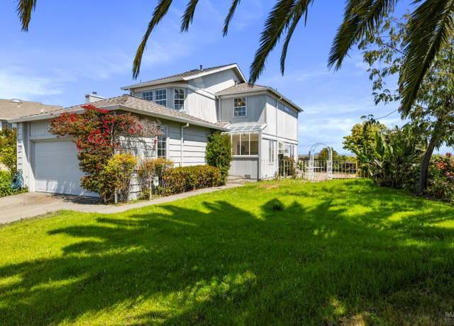Property at 17 Bedford Cv, San Rafael, CA 94901, 2 beds, 2.5 baths