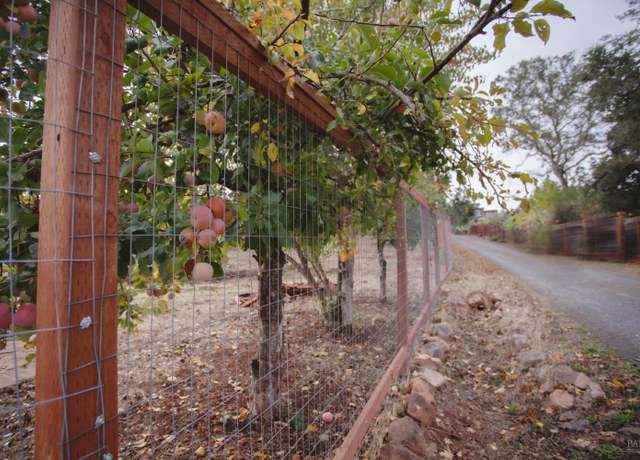 Property at 4504 Parker Hill Rd, Santa Rosa, CA 95404