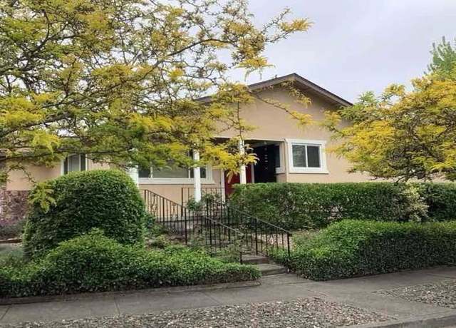 Property at 5535 El Encanto Cir, Santa Rosa, CA 95409, 3 beds, 2 baths