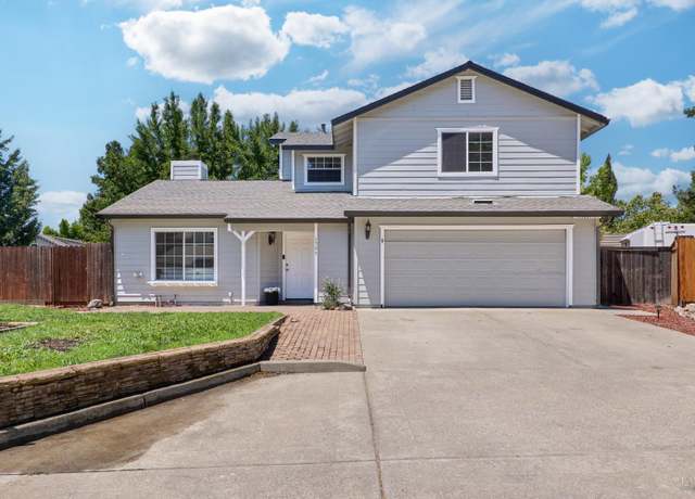 Property at 1325 Angela Ct, Dixon, CA 95620, 3 beds, 2.5 baths
