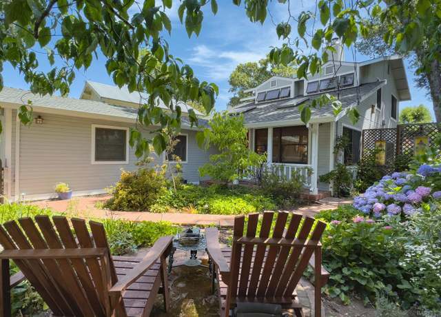 Property at 4215 Wake Robin Dr, Glen Ellen, CA 95442, 2 beds, 2 baths