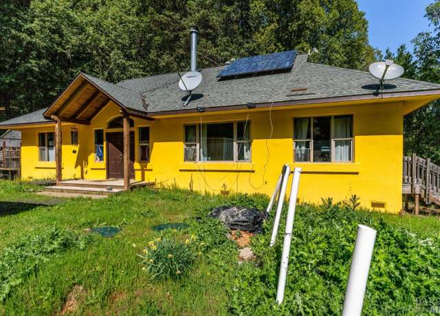 Property at 27651 Skyview Rd, Willits, CA 95490, 3 beds, 2 baths