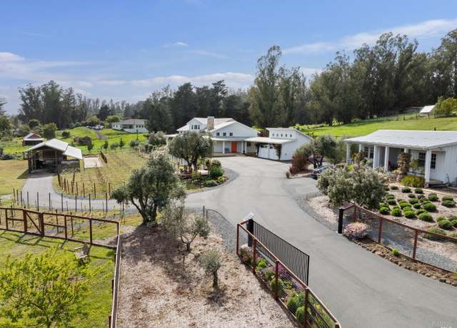 Property at 9123 Red Hill Ct, Cotati, CA 94931, 5 beds, 5 baths