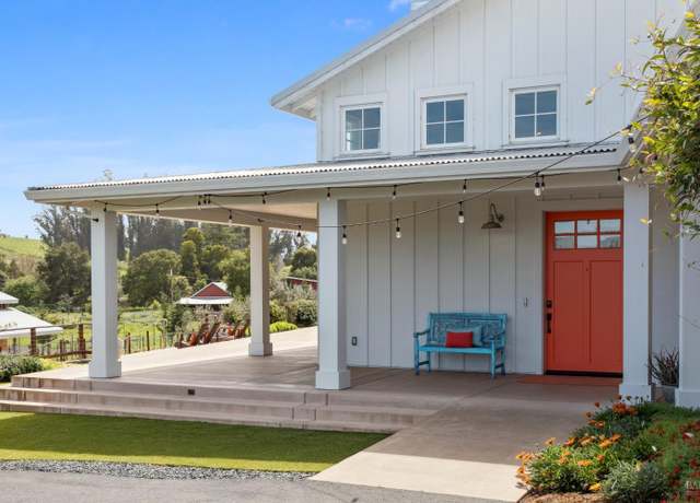 Property at 9123 Red Hill Ct, Cotati, CA 94931, 5 beds, 5 baths