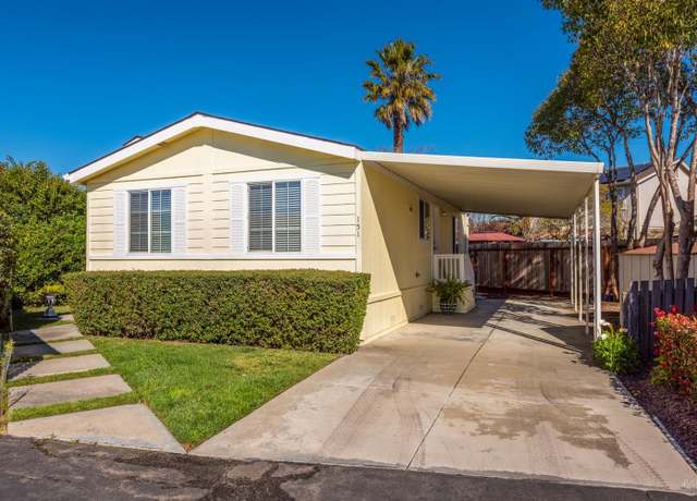 Property at 151 Oakwood Dr, Petaluma, CA 94954, 2 beds, 2 baths