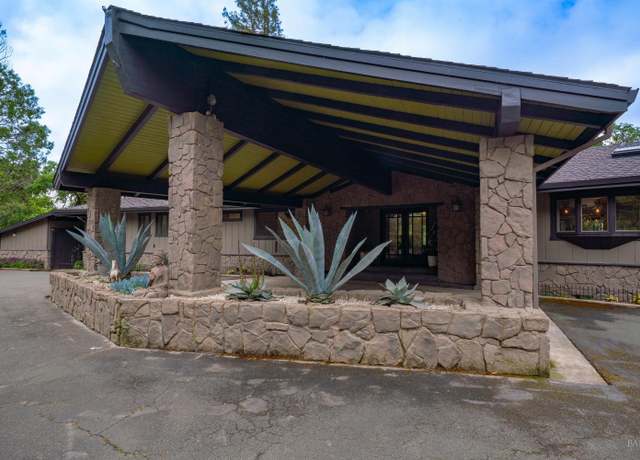 Property at 1340 Vista Verde Rd, Ukiah, CA 95482, 3 beds, 2.5 baths