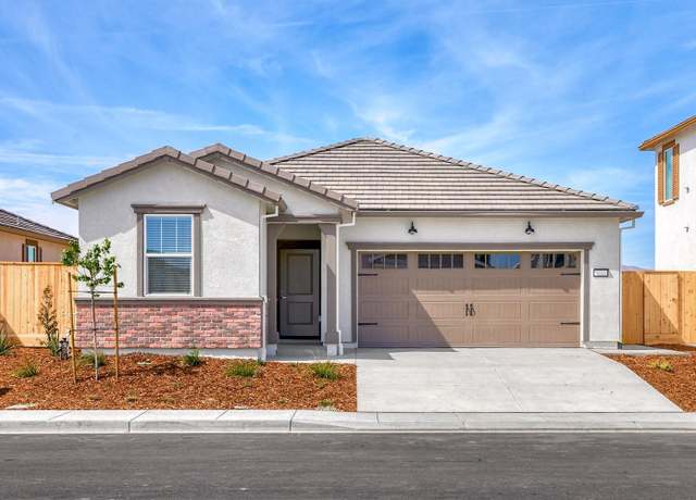 Property at 821 Chatham Ln, Patterson, CA 95363, 3 beds, 2 baths