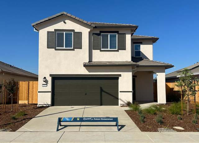 Property at 2221 Mia Dr, Newman, CA 95360, 4 beds, 2.5 baths