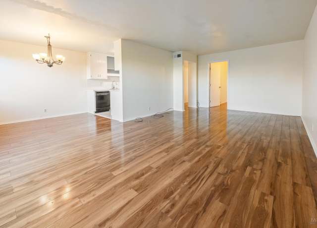 Property at 50 Sonoma St #3, San Rafael, CA 94901, 1 bed, 1 bath