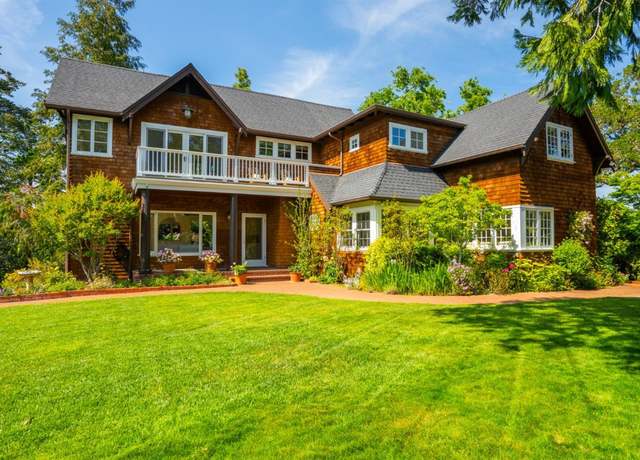 Property at 247 Crescent Rd, San Anselmo, CA 94960, 4 beds, 4 baths