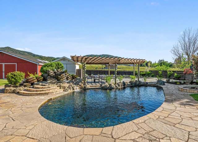Property at 105 Kreuzer Ln, Napa, CA 94559, 4 beds, 3 baths