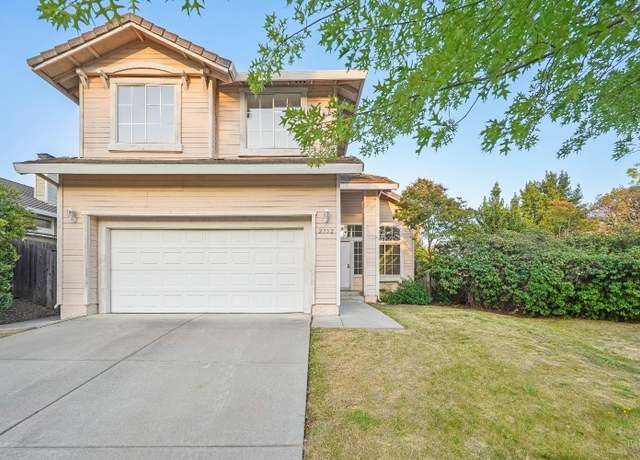 Property at 2752 Hillview Dr, Fairfield, CA 94534, 4 beds, 2.5 baths