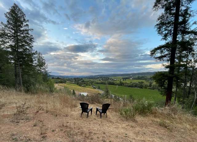 Property at 3210 W Dry Creek Rd, Healdsburg, CA 95448