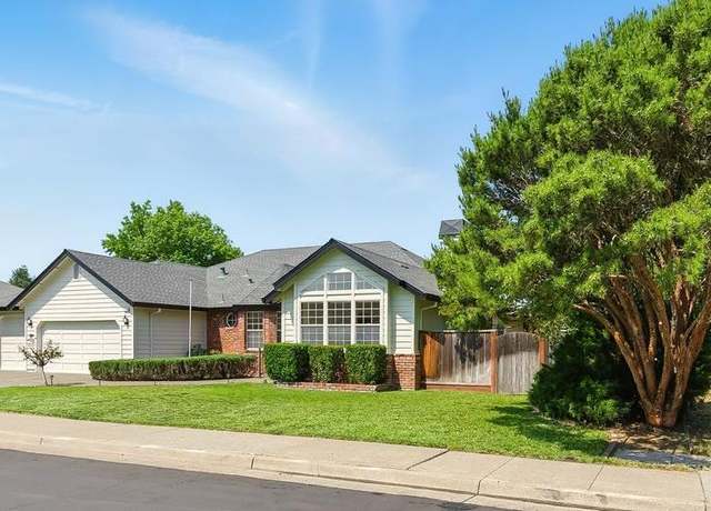 Property at 6113 Amie Dr, Windsor, CA 95492, 4 beds, 2 baths
