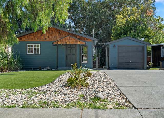 Property at 672 E K. St, Benicia, CA 94510, 2 beds, 2 baths