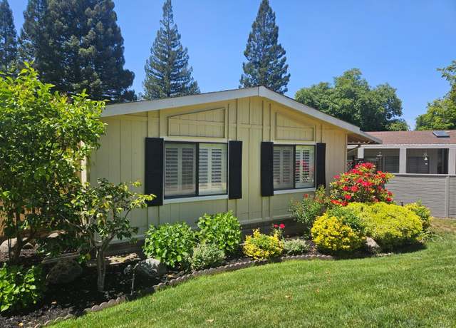 Property at 2 San Ardo Ct, St. Helena, CA 94574, 2 beds, 2 baths