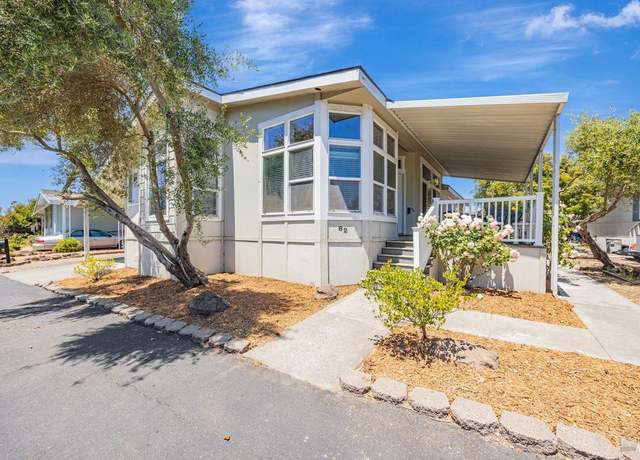 Property at 82 Estrella Dr, Santa Rosa, CA 95403, 3 beds, 2 baths