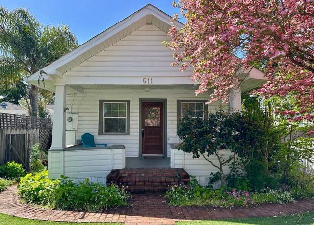 Property at 611 W Church St, Ukiah, CA 95482, 2 beds, 1.5 baths