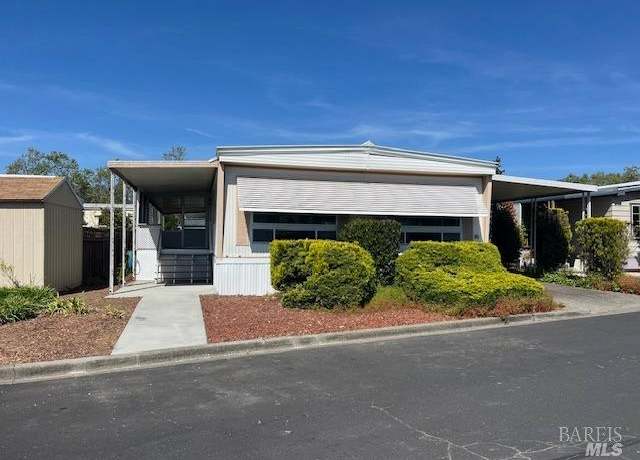 Property at 20 Heyford Cir, Santa Rosa, CA 95401, 2 beds, 2 baths