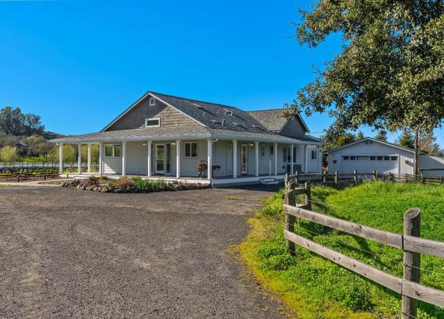 Property at 2205 Loma Heights Rd, Napa, CA 94558, 4 beds, 4.5 baths