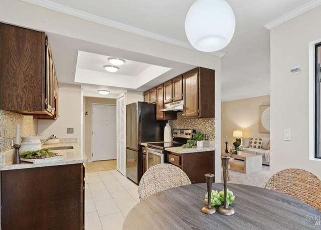 Property at 1579 Lincoln Ave #211, San Rafael, CA 94901, 2 beds, 2 baths