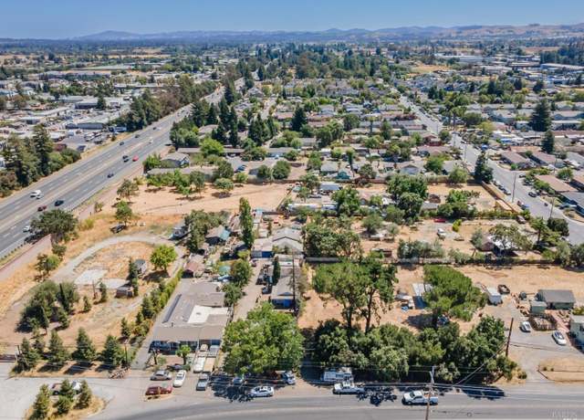 Property at 104 Bellevue Ave, Santa Rosa, CA 95407, 15 beds