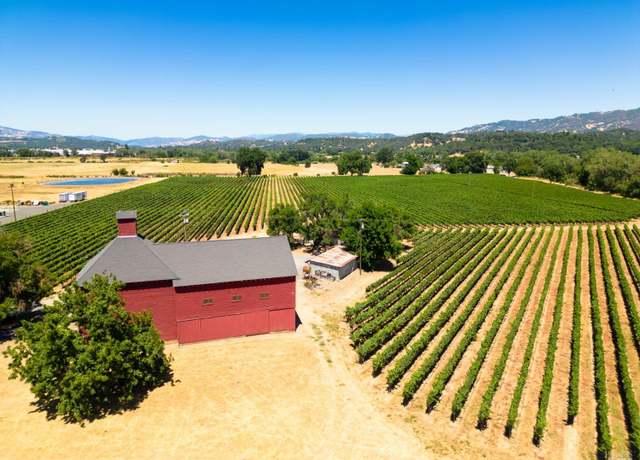 Property at 700 Ford Rd, Ukiah, CA 95482, 3 beds, 1 bath