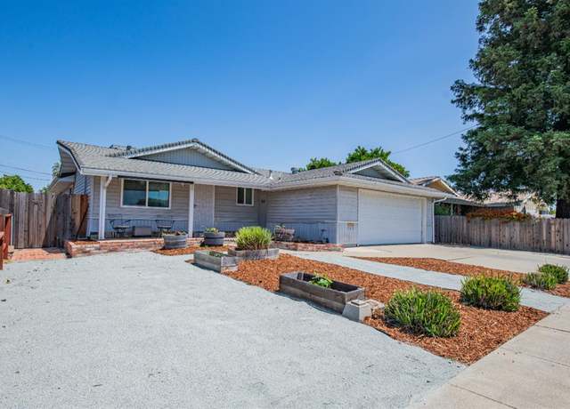 Property at 265 Chestnut St, Dixon, CA 95620, 3 beds, 2 baths
