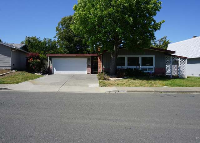 Property at 242 Bergwall Way, Vallejo, CA 94591, 3 beds, 2 baths