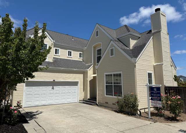 Property at 2340 Roburta Ln, Santa Rosa, CA 95403, 4 beds, 2.5 baths