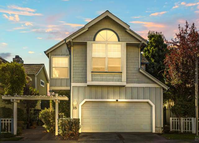 Property at 15 Marina Ridge Ct, Vallejo, CA 94591, 4 beds, 2.5 baths