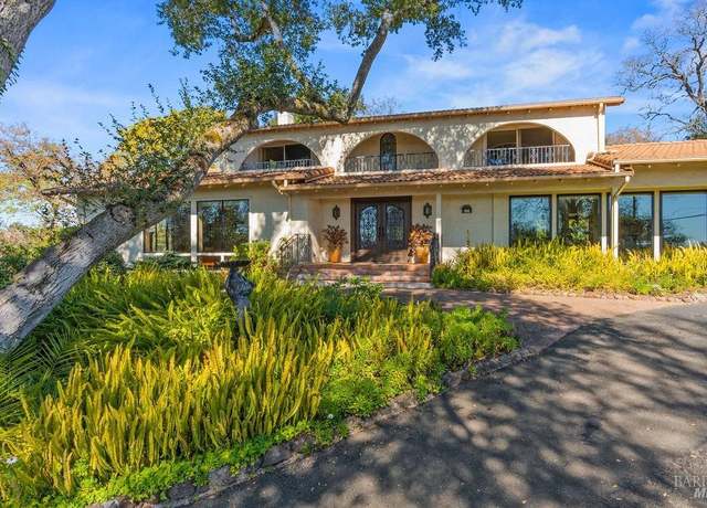 Property at 595 Michael Dr, Sonoma, CA 95476, 4 beds, 4 baths
