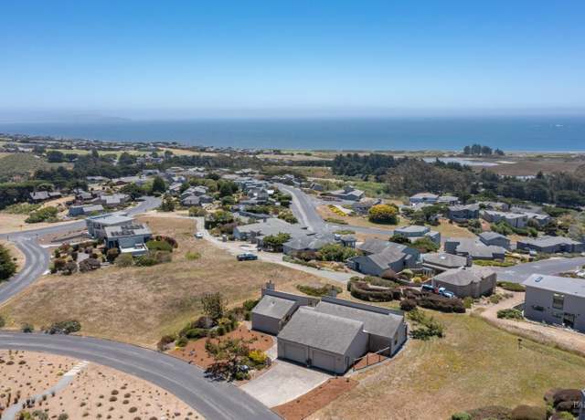 Property at 2025 Dubloon Ct, Bodega Bay, CA 94923, 3 beds, 2 baths
