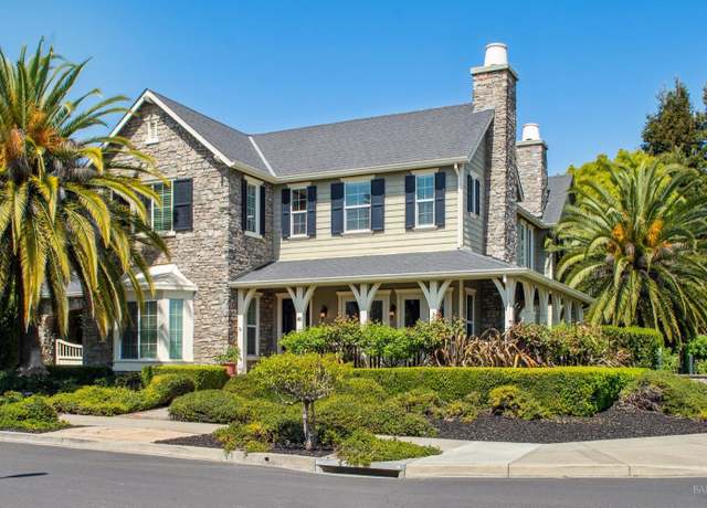 Property at 492 Saunders Dr, Sonoma, CA 95476, 4 beds, 4.5 baths
